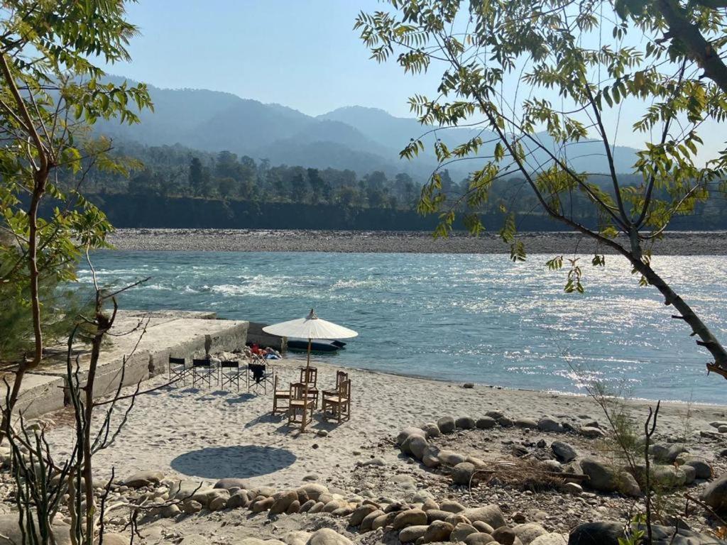 Lushy Days Boom Camp Hotell Tanakpur Eksteriør bilde