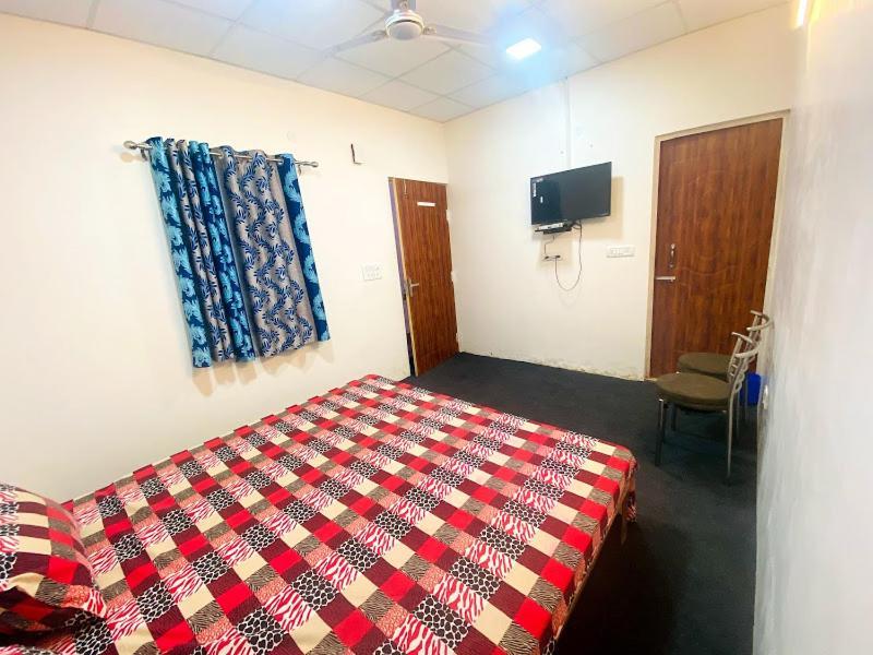 Lushy Days Boom Camp Hotell Tanakpur Eksteriør bilde