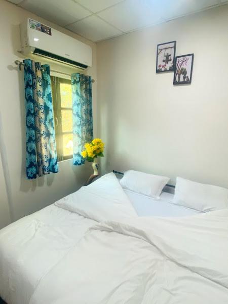 Lushy Days Boom Camp Hotell Tanakpur Eksteriør bilde