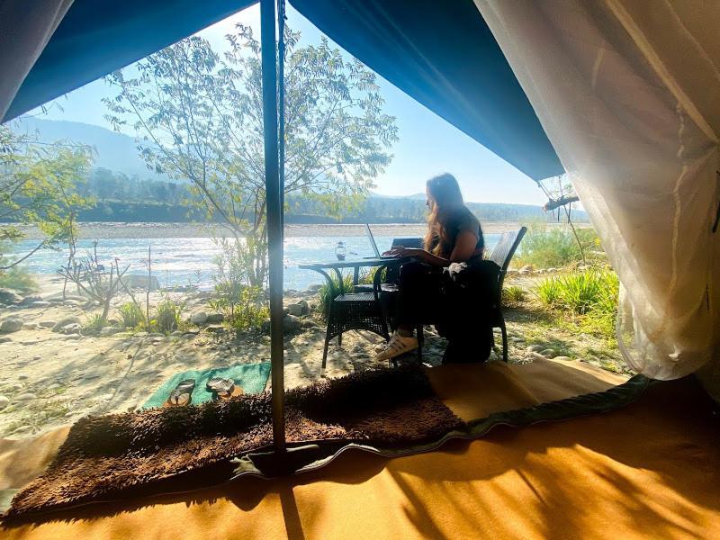 Lushy Days Boom Camp Hotell Tanakpur Eksteriør bilde